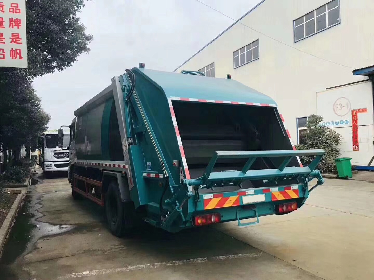 宁夏垃圾车